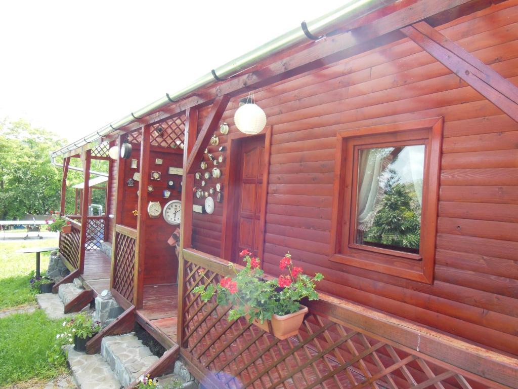 Pension Bassen Базна Екстер'єр фото